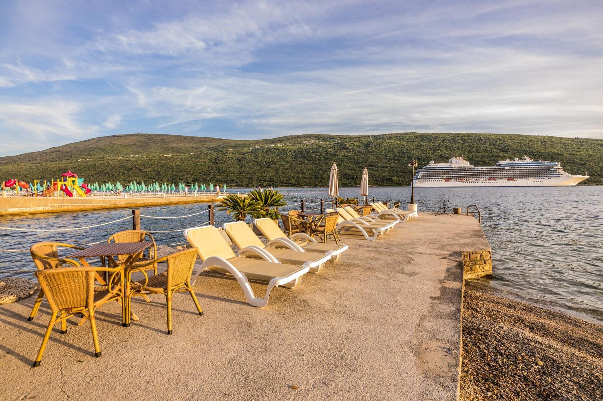 Apartments Batricevic Herceg Novi Exterior photo