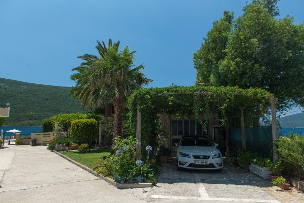 Apartments Batricevic Herceg Novi Exterior photo